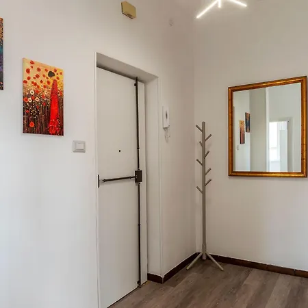 Guesthost - Monteverde Lovely Flat With Terrace Appartement
