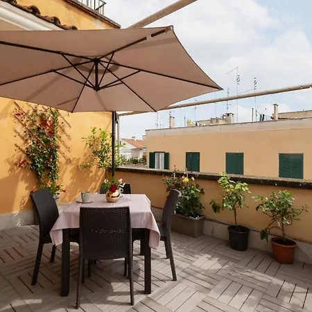 Guesthost - Monteverde Lovely Flat With Terrace Rome